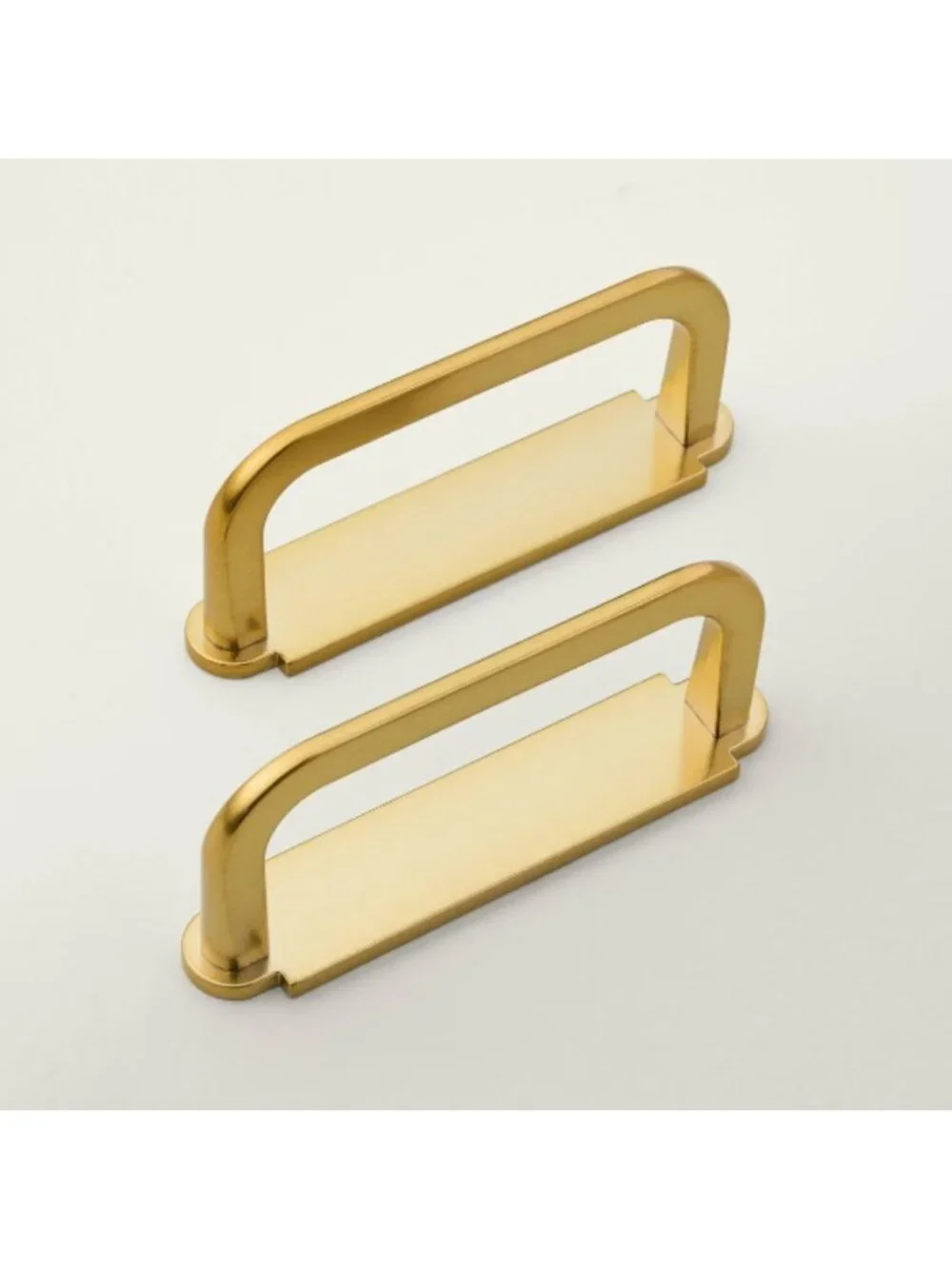 NIP Target 2-Per Pack Drawer Pulls Brass Finish Mounting Hardware Included 3.75